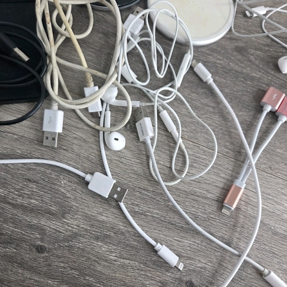 Assorted White and Black Mobile Charging Cables with Pink Accents - Picture 3 of 5